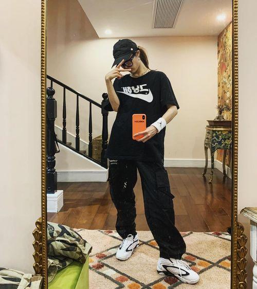 明星运动搭配,运动场上的时尚搭配指南