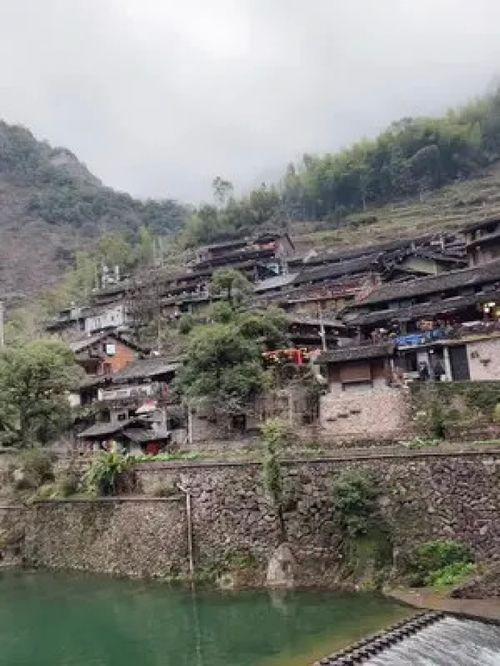 澄海网红打卡景点夜晚图,光影交织的璀璨画卷